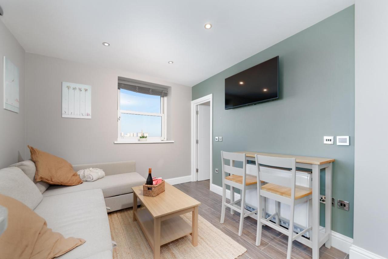 Cosy Retreat With Views Of And Sea Apartment *